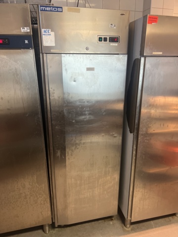 1052707-1 Refrigerator Metos A700R TN - 2004