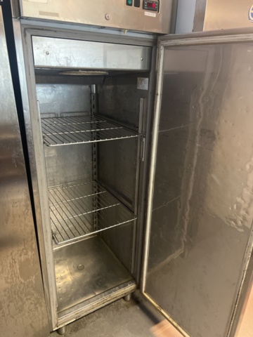 1052707-6 Refrigerator Metos A700R TN - 2004