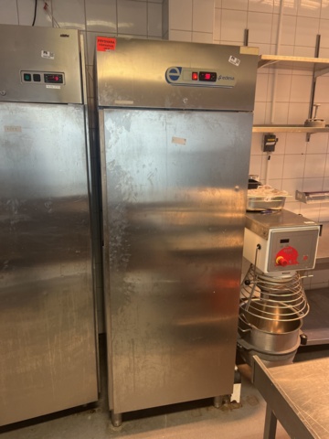 1052708-1 Refrigerator Edesa SPI-POR-071-P - 2013