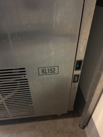 1052723-4 Ice machine Porkka KL152