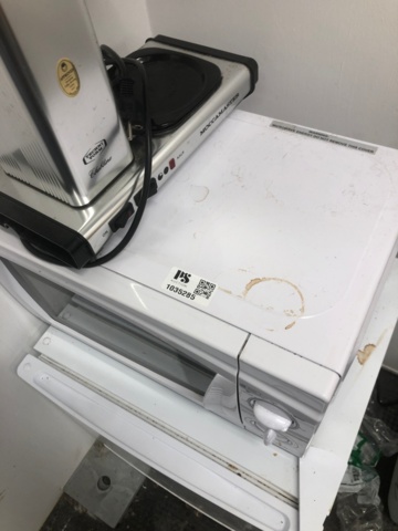 1035285-5 Moccamaster coffee maker, Elvita refrigerator