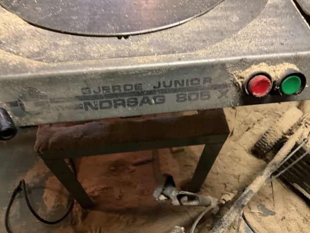 1061721-3 Table saw / adjustment saw