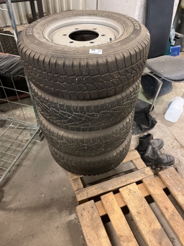 1068629-2 4 winter tires Tigar CargoSpeed Winter 225/70 R15C 112/110R