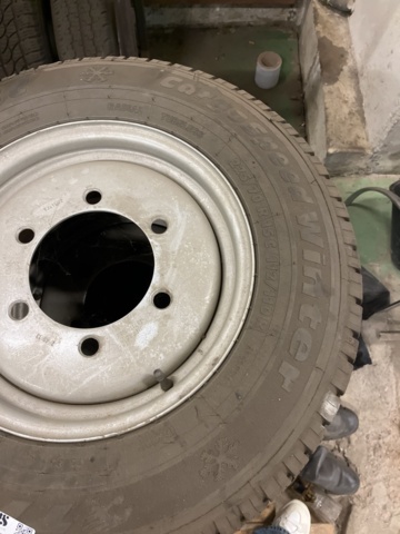 1068629-5 4 winter tires Tigar CargoSpeed Winter 225/70 R15C 112/110R