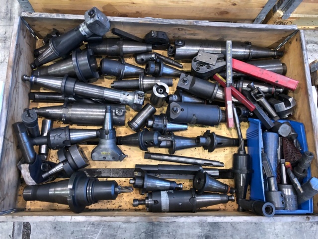 1111940-2 Koneistuskeskuksen työkaluja