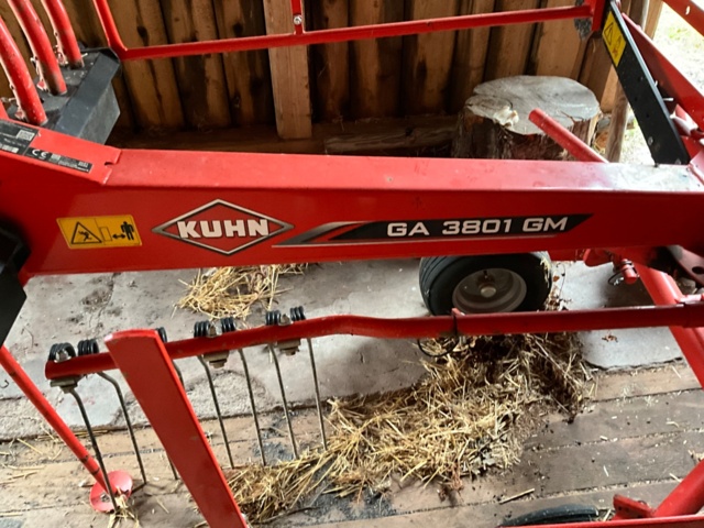 1061752-9 Stringer KUHN GA 3801 GM