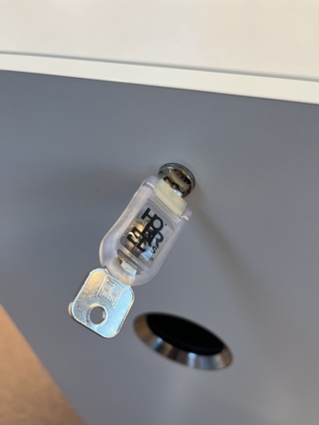 1111961-6 Skrivbordshurts hög, Horreds