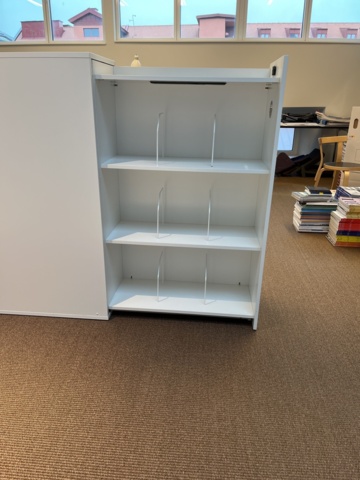 1111961-2 Skrivbordshurts hög, Horreds