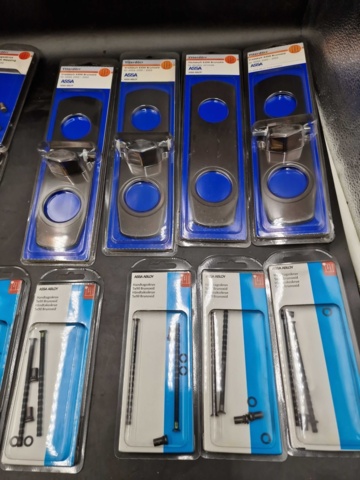 1103194-2 Assortment of Assa Abloy handle screw + knob plate - Shipping included