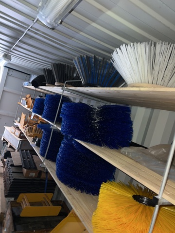 897673-10 20 foot Container volvo engine D6H -10 Caterpillar plates garbage parts