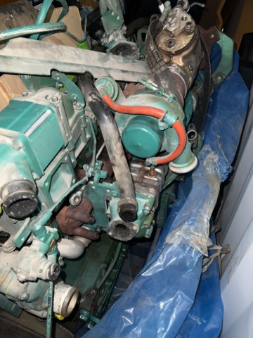 897673-23 20 foot Container volvo engine D6H -10 Caterpillar plates garbage parts