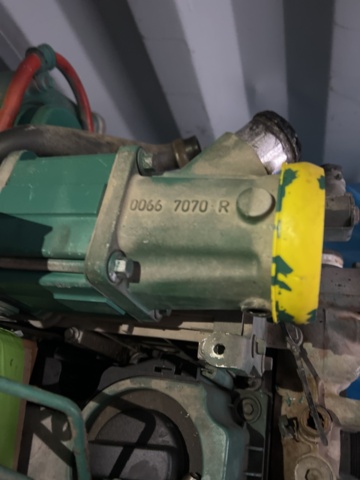 897673-24 20 foot Container volvo engine D6H -10 Caterpillar plates garbage parts