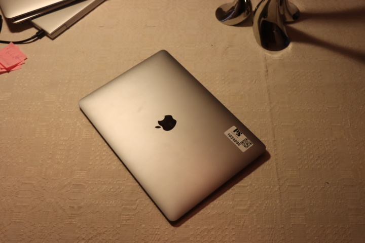 1034030-3 MacBook Air 13 i5 Ram8 (2020)