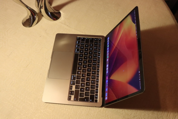 1034030-11 MacBook Air 13 i5 Ram8 (2020)