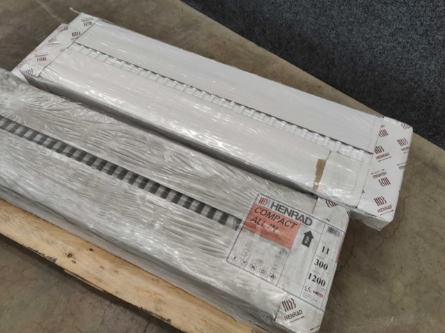 1099393-6 6 Radiators Henrad Compact All In 11 300x1200 mm