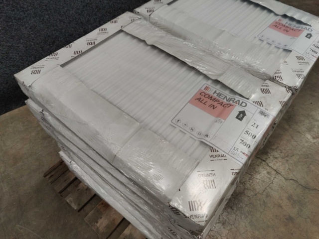 1099401-3 14 radiators Henrad Compact All In 21 500x700 mm