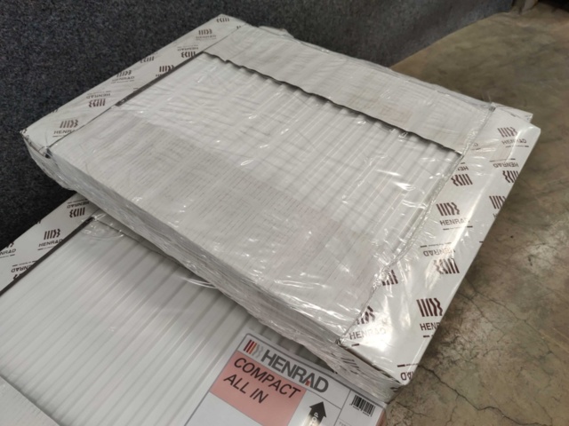 1099401-6 14 radiators Henrad Compact All In 21 500x700 mm