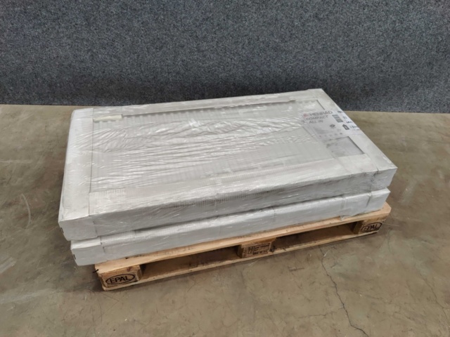 1099407-1 2 radiators Henrad Compact All In 22 600x1200 mm