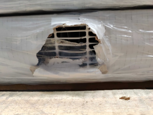 1099407-8 2 radiators Henrad Compact All In 22 600x1200 mm