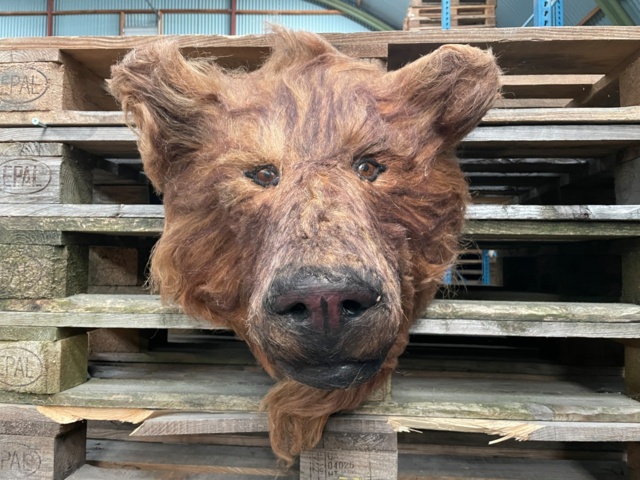 1112682-2 Artificial bear head