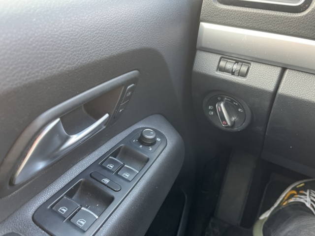 1051270-51 Volkswagen Amarok Dual Cab 2.9t 3.0 V6 TDI 4Motion - 2019