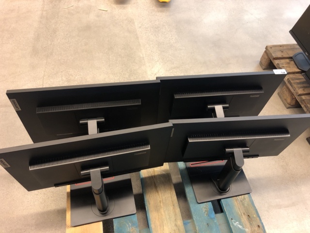 1035314-2 4st 24" Lenovo PC skärmar