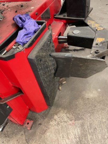 1085856-6 Smonther Tire machine with auxiliary arm