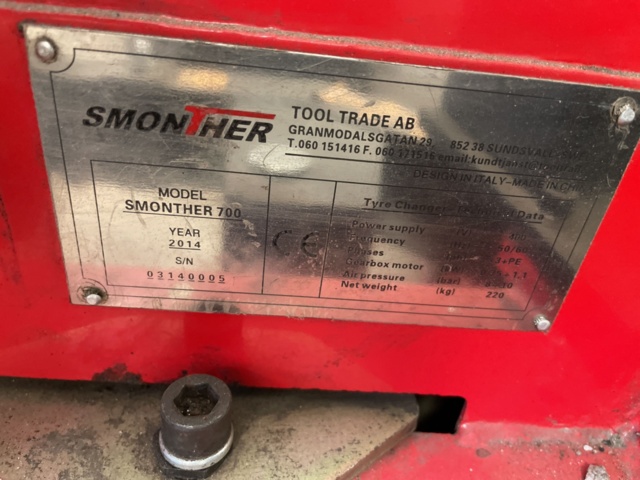 1085856-18 Smonther Tire machine with auxiliary arm
