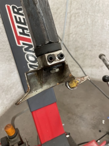 1085856-12 Smonther Tire machine with auxiliary arm