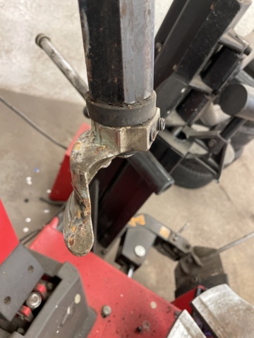 1085856-13 Smonther Tire machine with auxiliary arm