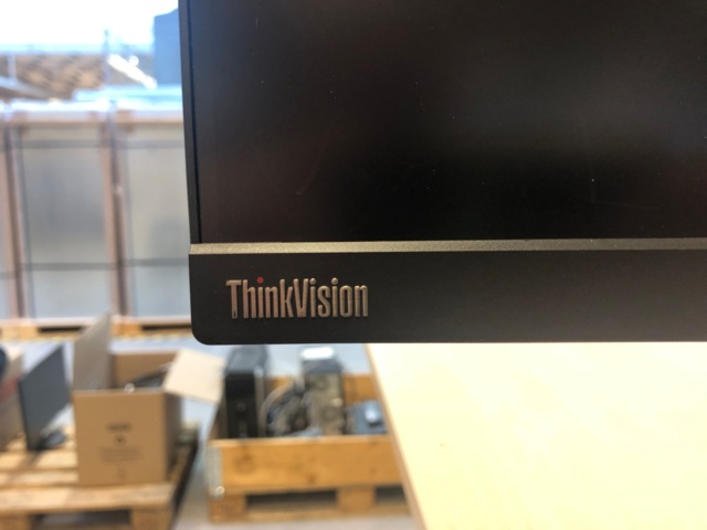 1035314-6 4st 24" Lenovo PC skärmar