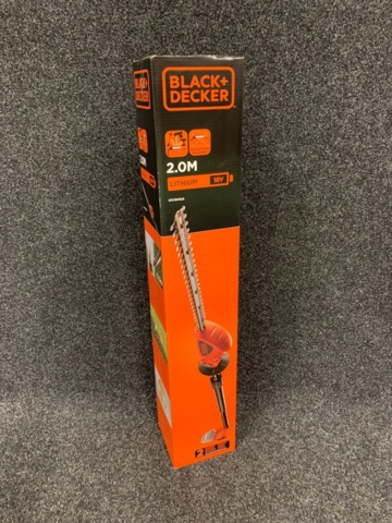 1084771-1 Häcksax Black & Decker GTC1843LB-QW