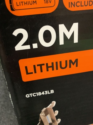 1084771-2 Häcksax Black & Decker GTC1843LB-QW