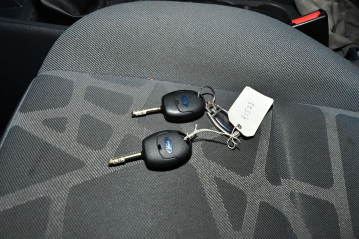 1112959-12 Ford Transit Connect T220 1.8 TDCi - 2011