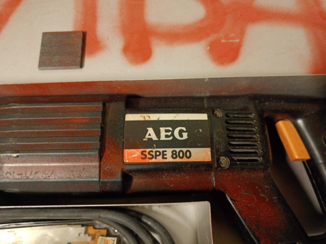 888389-3 Good to have for the garage