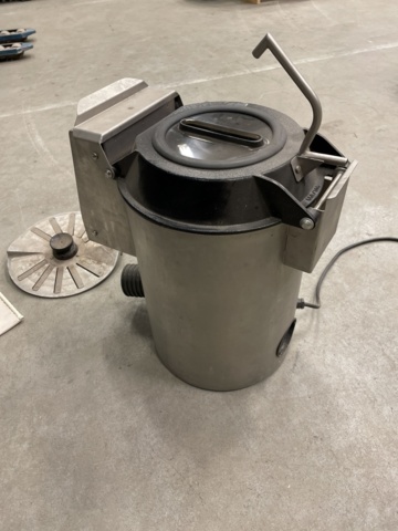 998938-7 Potato peeler / Vegetable chopper IMC