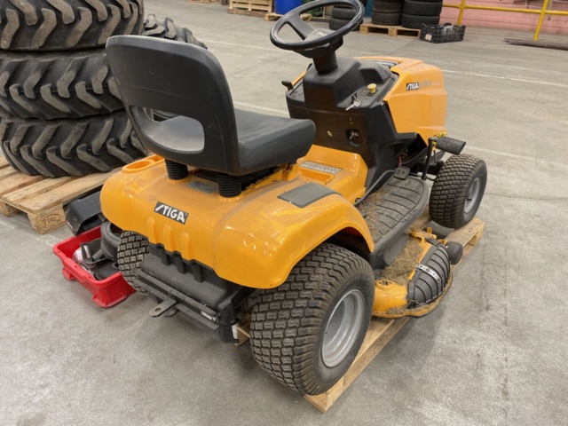 998940-4 Riding lawnmower Stiga (Renovation object / Spare parts machine)