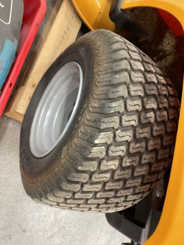 998940-18 Riding lawnmower Stiga (Renovation object / Spare parts machine)