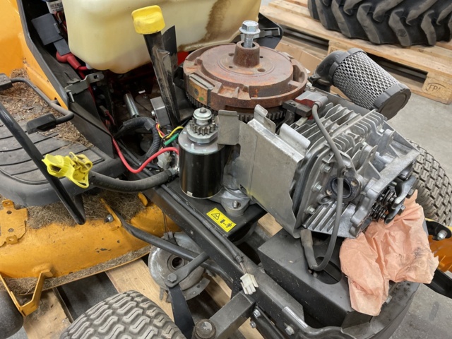 998940-22 Riding lawnmower Stiga (Renovation object / Spare parts machine)