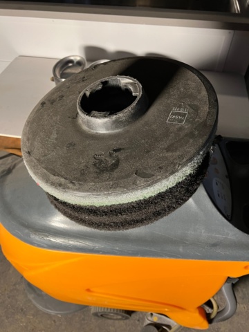 1052735-12 Scrubber Taski Swingo 955B