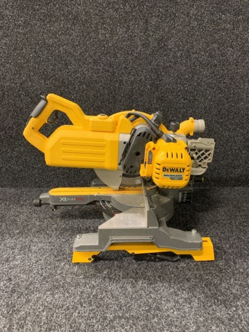 1101414-4 Miter saw Dewalt DCS778