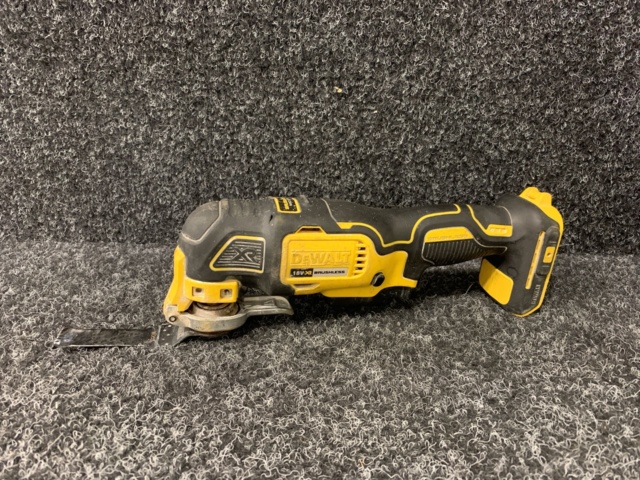1101416-1 Multitool DeWalt DCS355