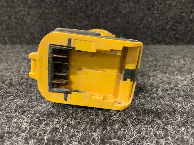 1101416-6 Multitool DeWalt DCS355