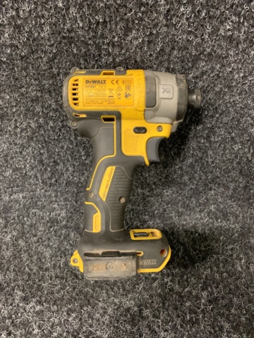 1101420-3 Impact screwdriver DeWalt DCF887