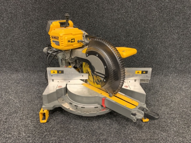 1101426-1 Miter saw DeWalt DHS780