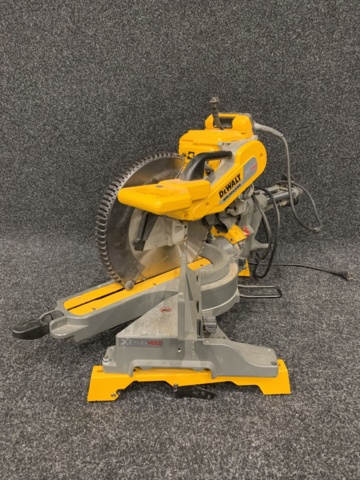 1101426-6 Miter saw DeWalt DHS780