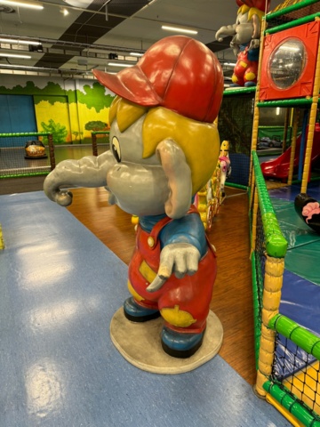 1113380-3 Fairy tale elephant 1.8 meters high