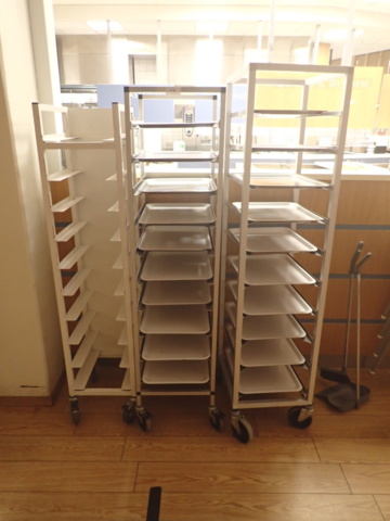 1112643-1 3 tray trolleys