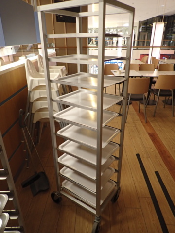 1112643-5 3 tray trolleys