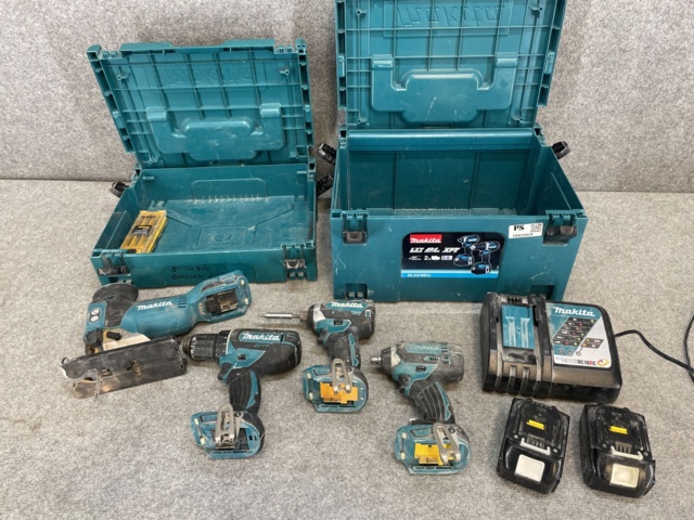 1085869-1 Makita tool kit